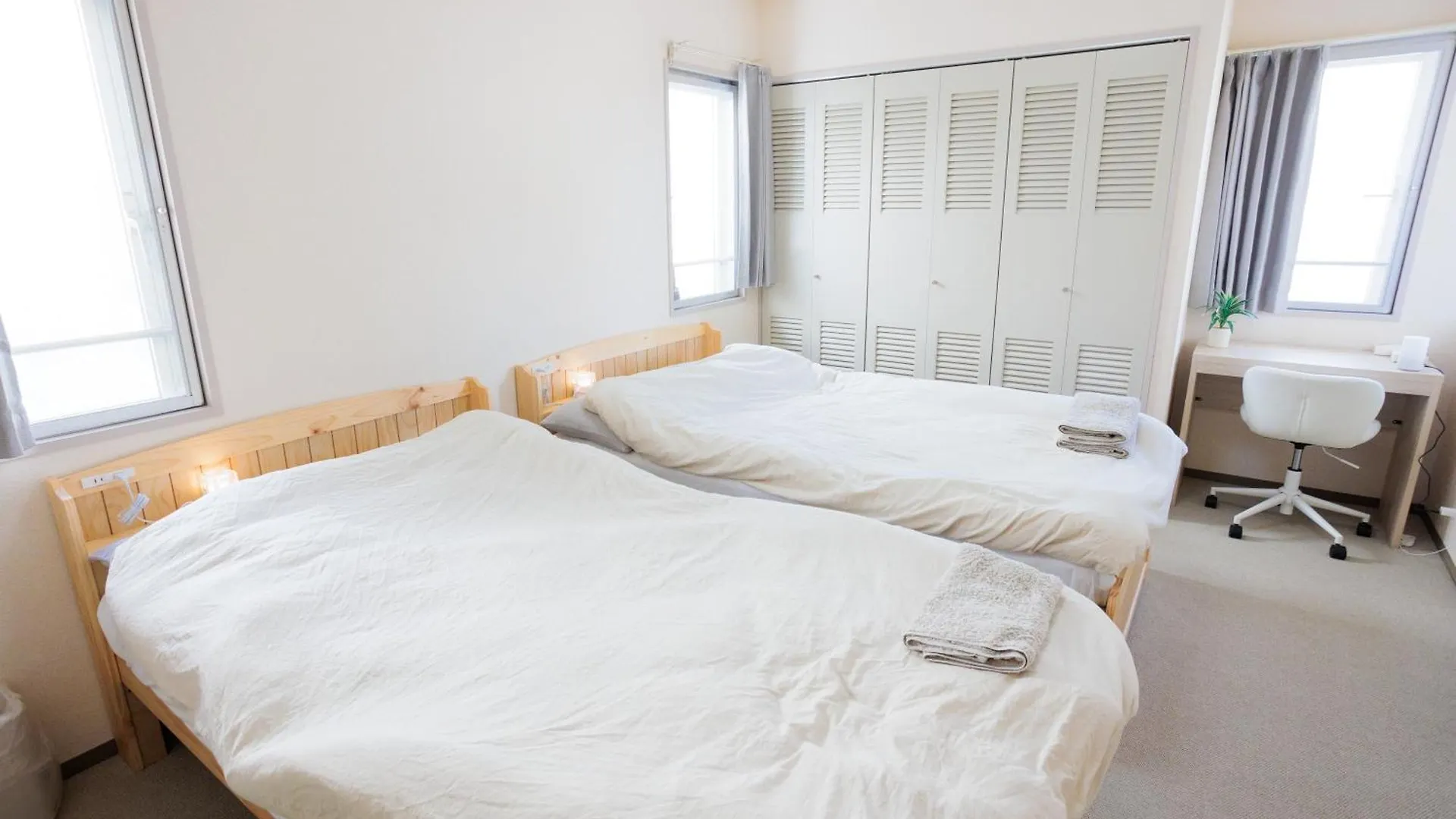 Apartment Miko'S House Setagaya, Shinjuku 10Min, Tranquil Hideaway, Lucky Cat Temple, Super Market 新宿10分 下北沢2Km 喧騒から離れた隠れ家, 招き猫の豪徳寺 あなたの東京の家 Tokyo